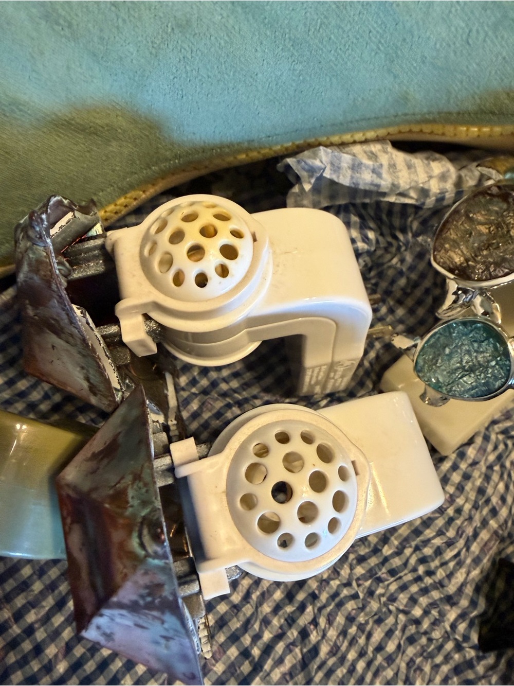 Bath & body Works wallflowers plug-ins 
Some new see photos - Picture 6 of 13